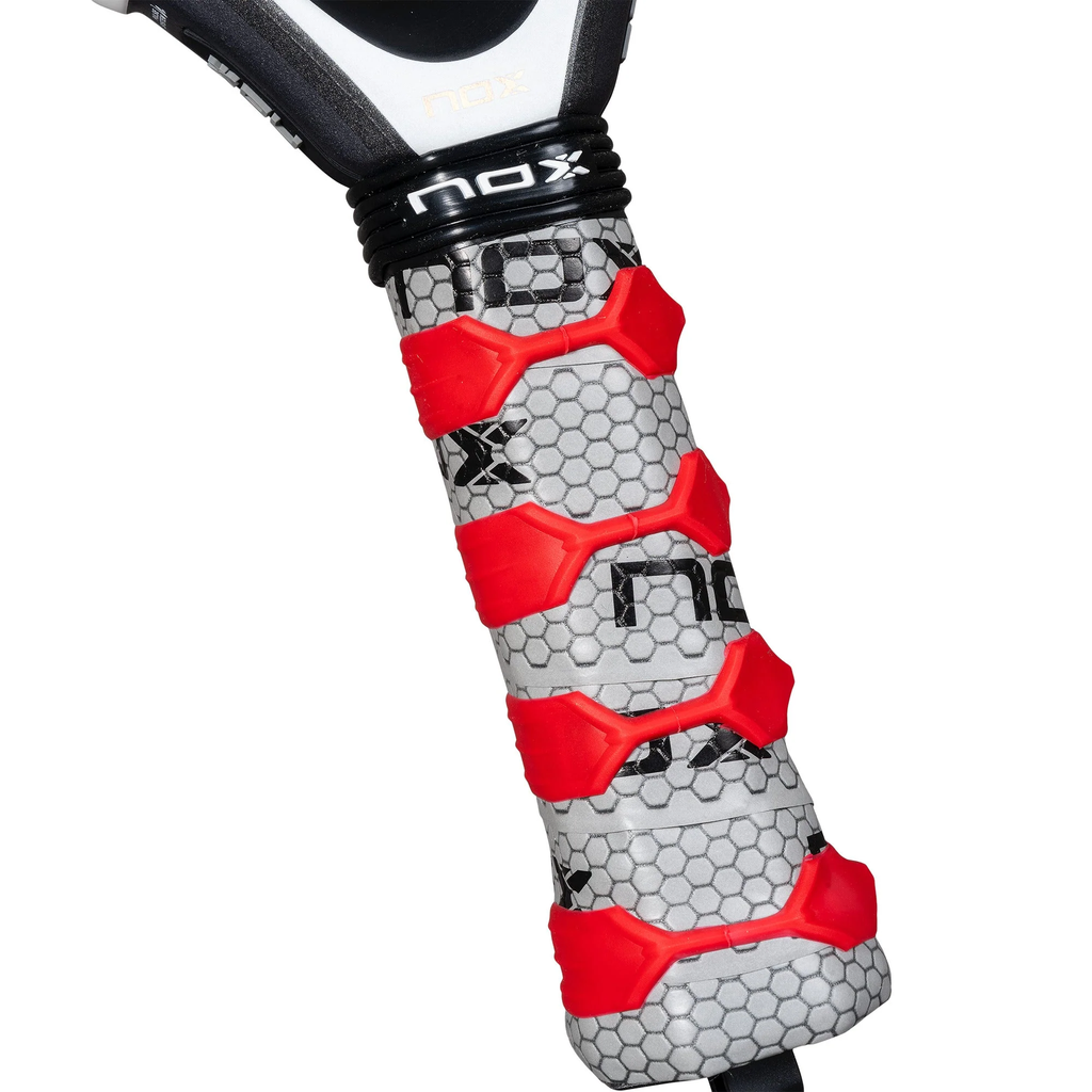 Raquette De Padel Nox LA10 QUANTUM 12K. BY LEO AUGSBURGER